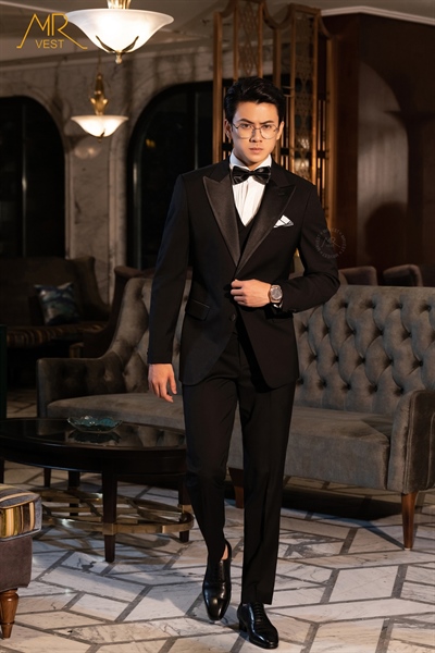 Blackish Tuxedo L