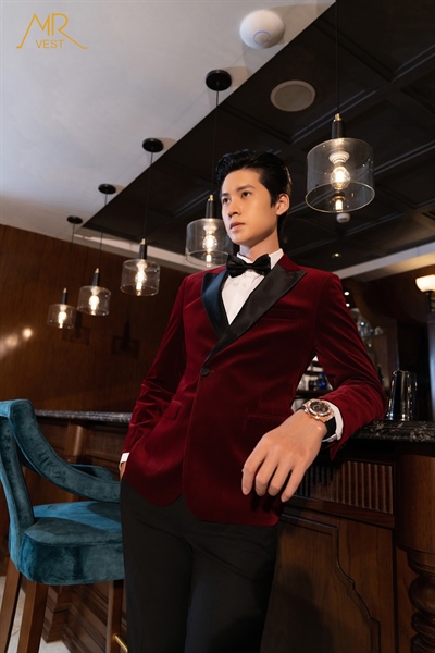 Plum corduroy tuxedo double-breasted