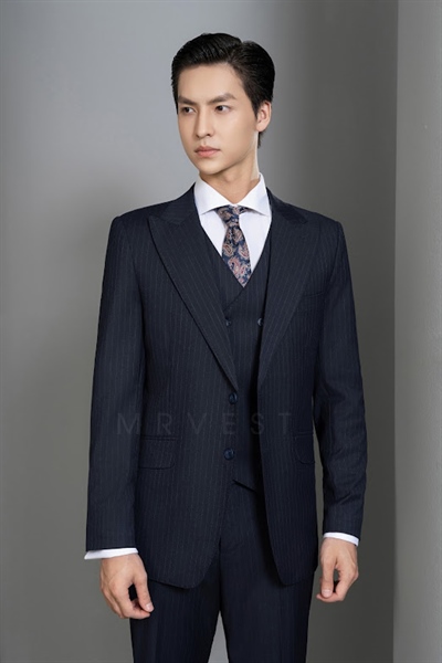 Peak lapel pinstripe charcoal purple jacket S