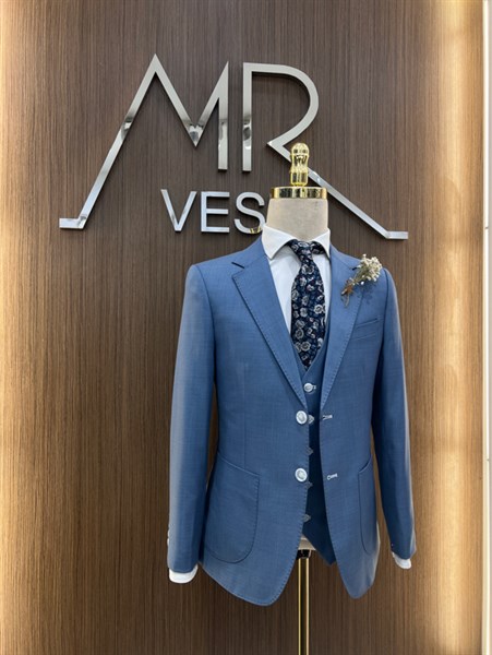 Cerulean blue notch lapel