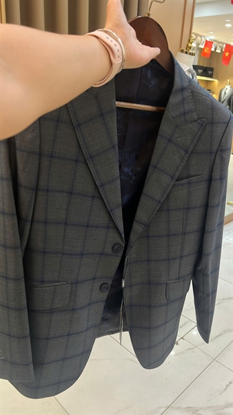 bold blue plaid L