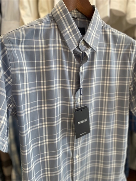 Blue and white plaid short sleeve shirt XL