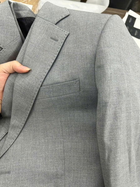 Grey suits S