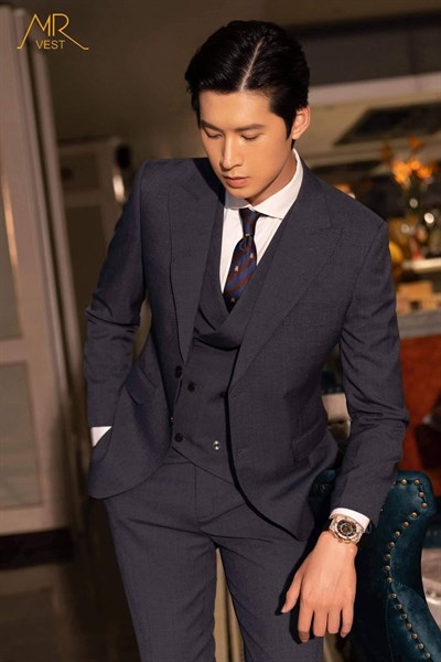 Áo vest ghi đậm xước M