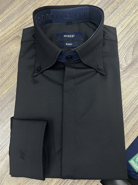 Button down black shirt L